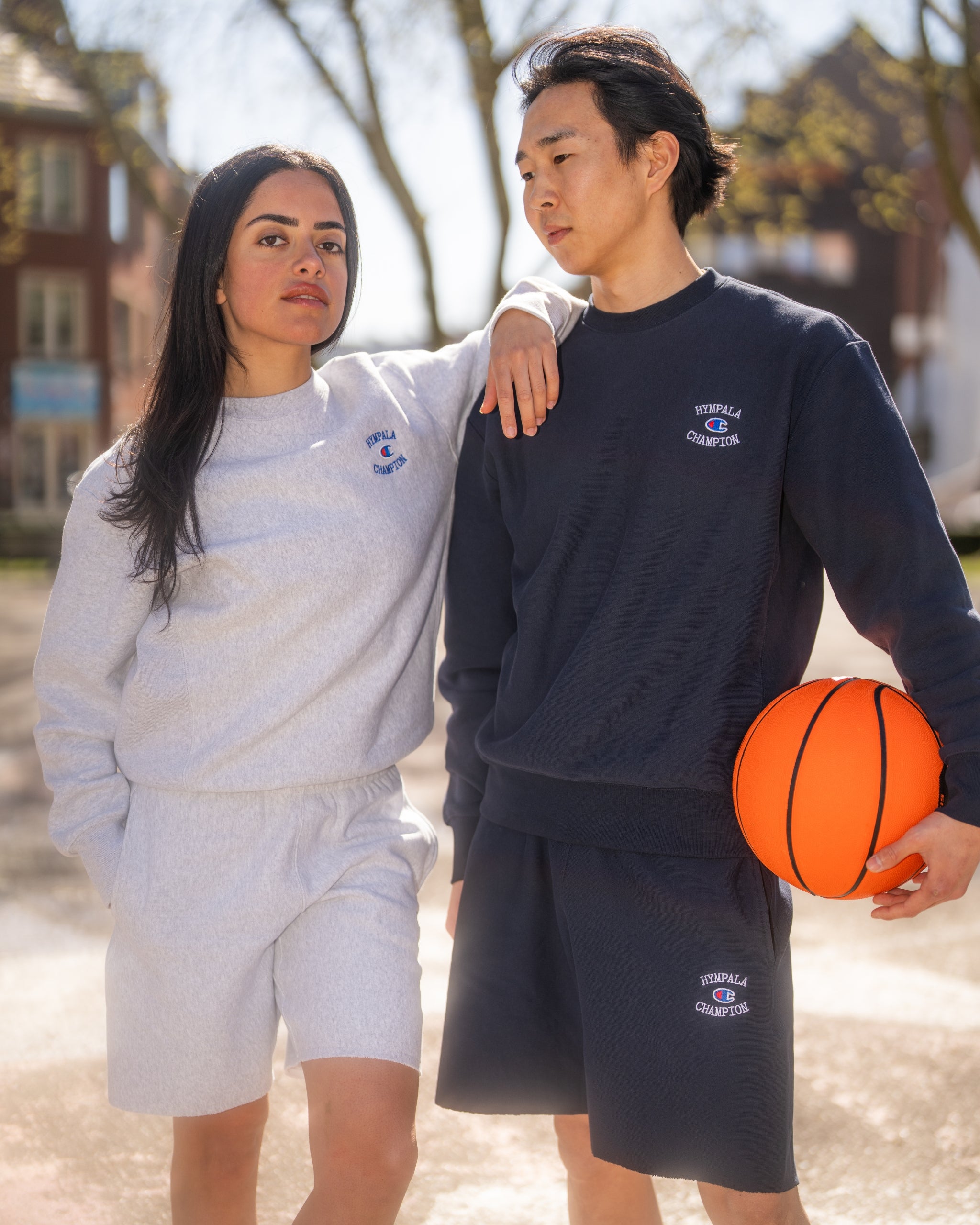 x Champion Reverse Weave Soft Fleece Crewneck Navy