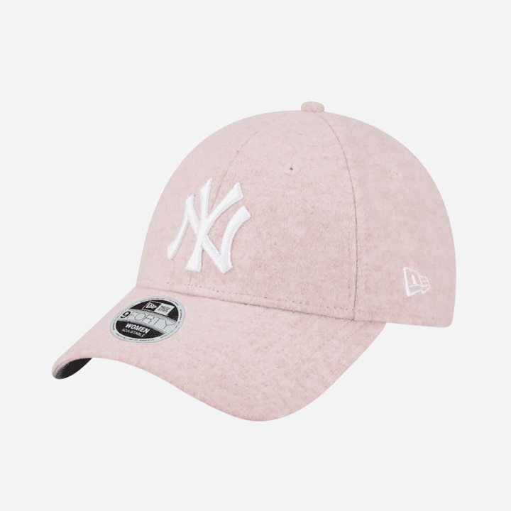 NY Yankees Womens Fleece Pink 9FORTY Adjustable Cap
