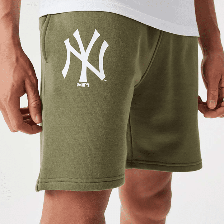 New Era New York Yankees Essentials Short Green - Hympala Store 